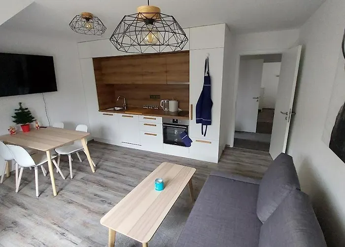 Apartman08 *
